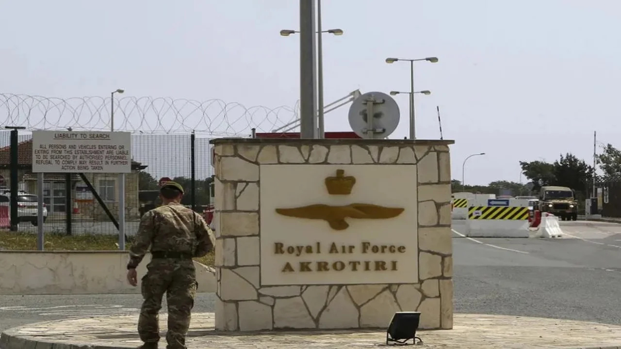 تفاصيل إحباط هجوم بمسيرة إيرانية استهدف قاعدة أكروتيري التابعة للقوات البريطانية بقبرص